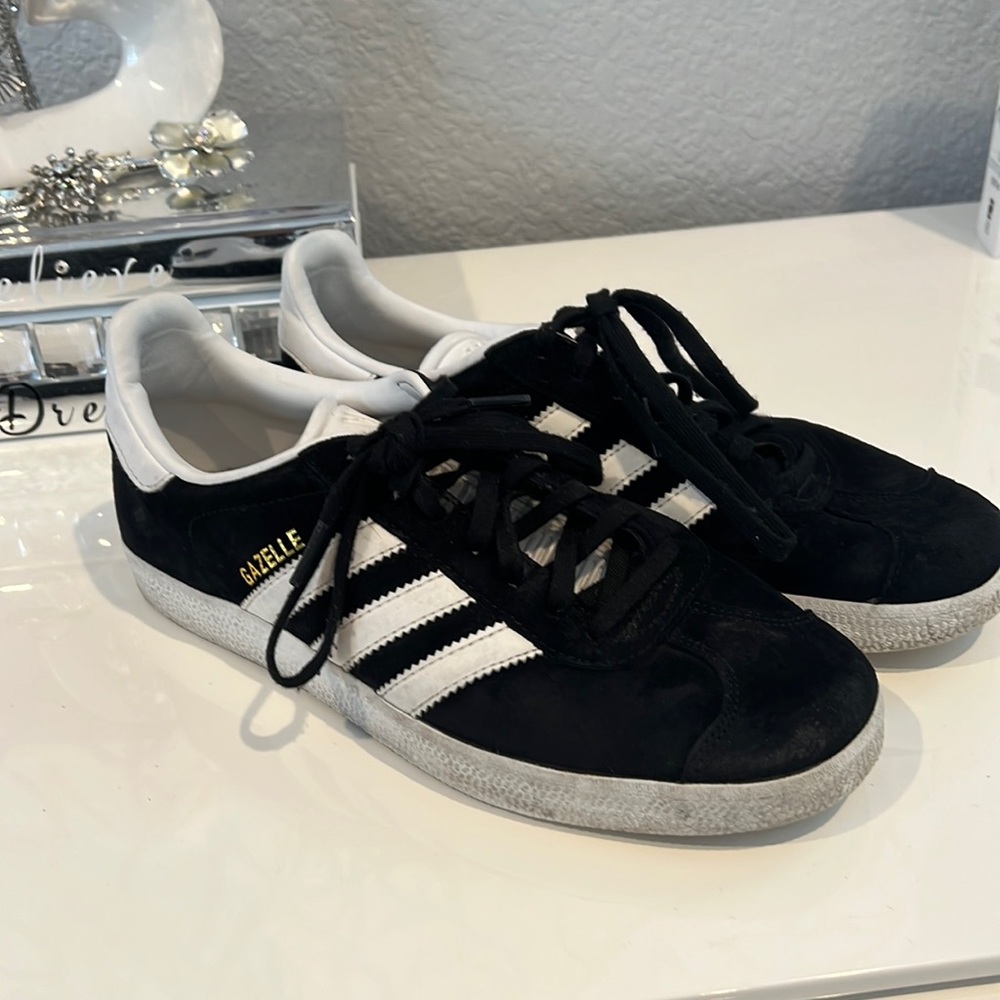 Adidas Gazelle Sneakers